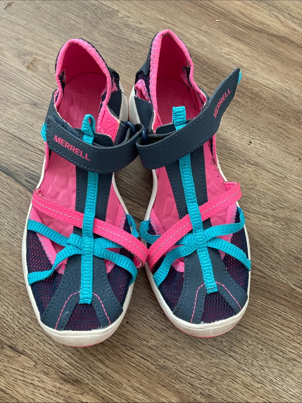 Merrell Kids Pink and Teal Sport Sandals Sz 3